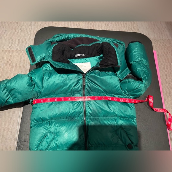 Burberry Kids Green Detachable Hood Down-filled Puffer Coat Size 6 - Picture 12 of 14
